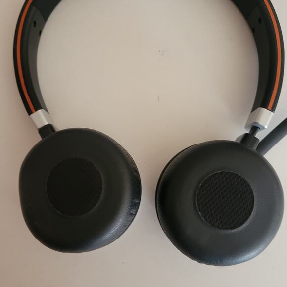 Jabra Evolve 65 MS Wireless Headset Stereo 6599-823-309 Comes with pouch/case - Picture 7 of 10